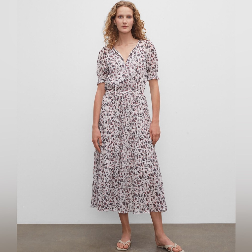 Club Monaco  Floral Smocked Cuff Pleated Dress Size 12